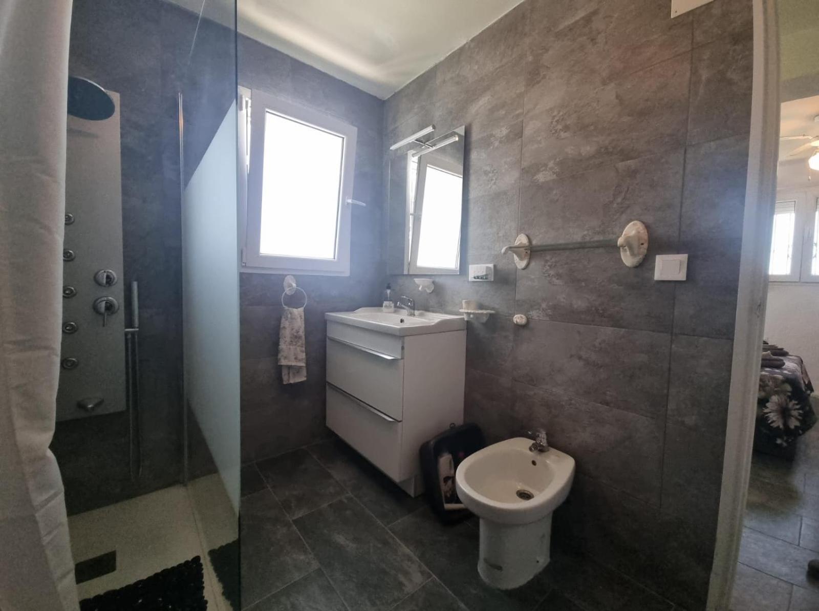 Private Room Ensuite With Balcony شيكلانا دي لا فرونتيرا المظهر الخارجي الصورة